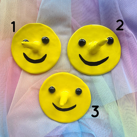 Smiley Boii Ring Holder